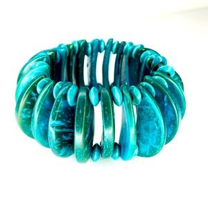 Beautiful teal chunk bracelet